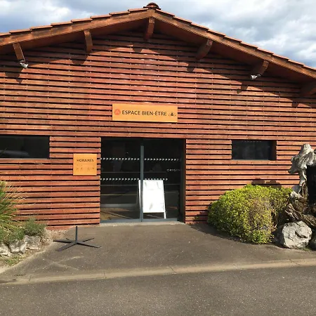 Charmant Dans Camping 5 Etoiles-lac *