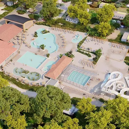 Charmant Dans Camping 5 Etoiles-lac * بيسكاروس